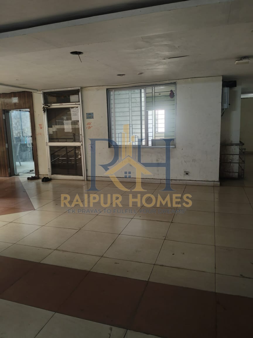 COMMERCIAL SHOP/OFFICE AVAILABLE IN LALPUR