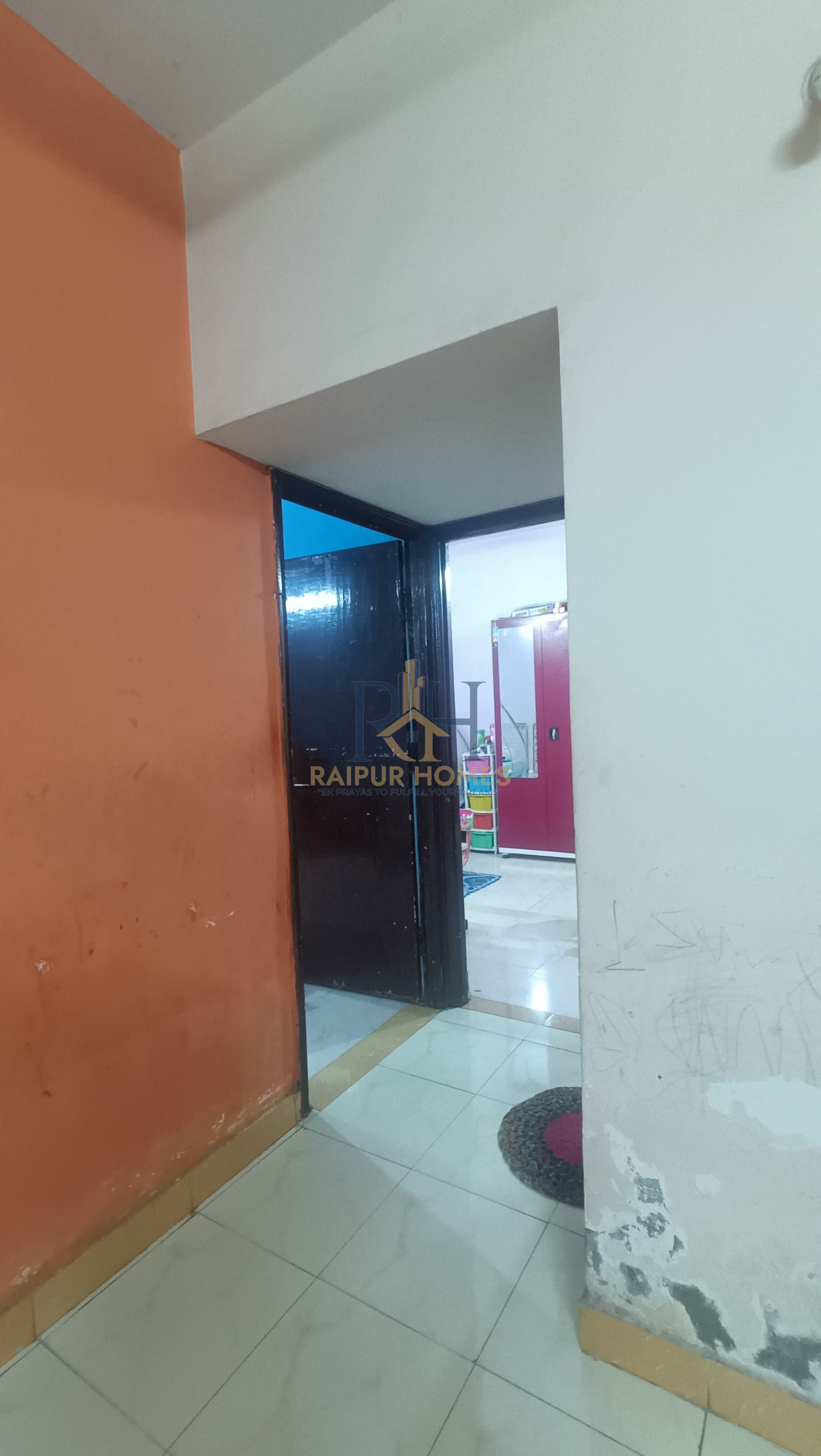 2 BHK RESIDENTIAL FLAT AVAILABLE IN MOWA