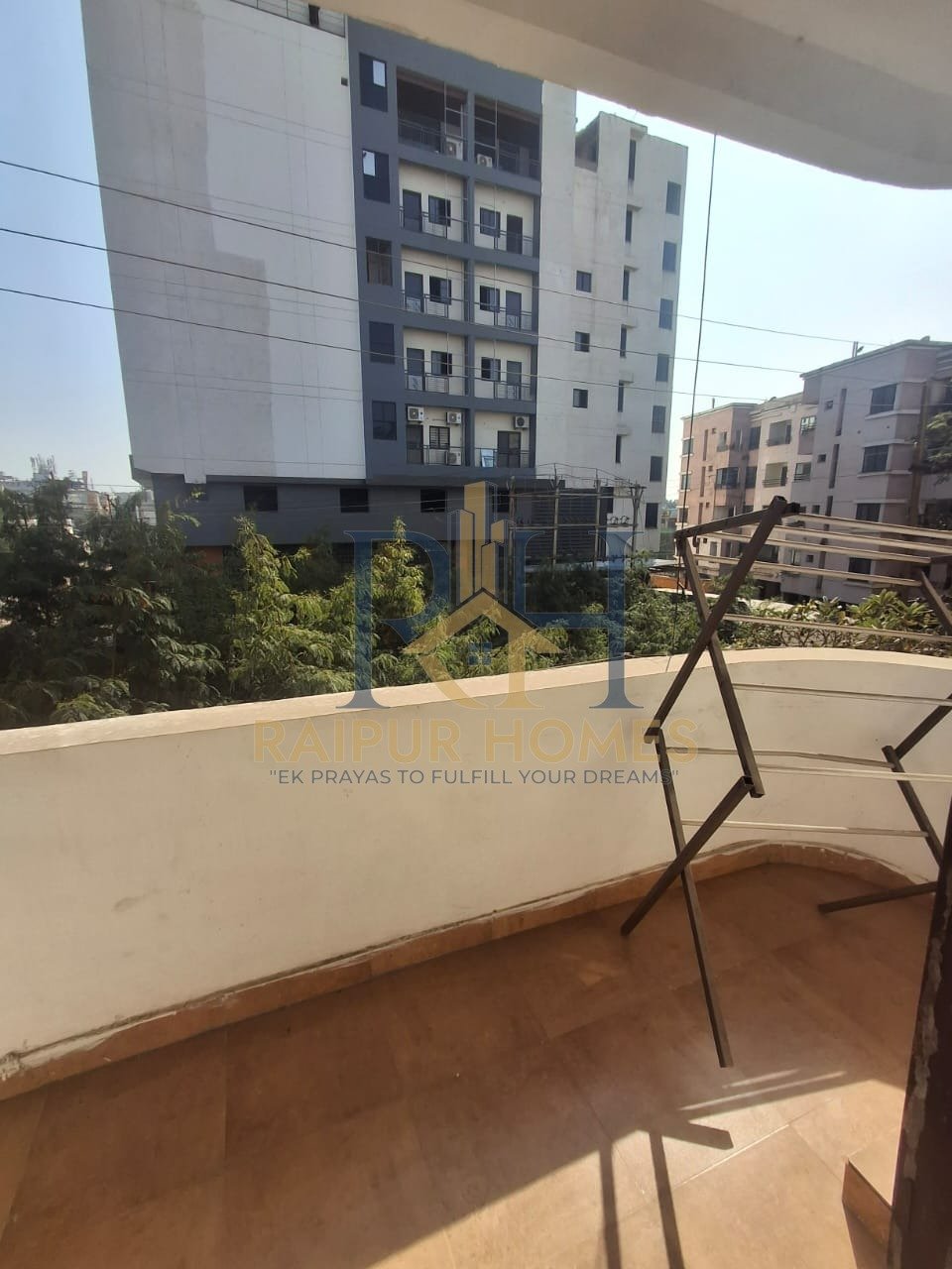 2 BHK RESIDENTIAL FLAT AVAILABLE IN TELIBANDHA