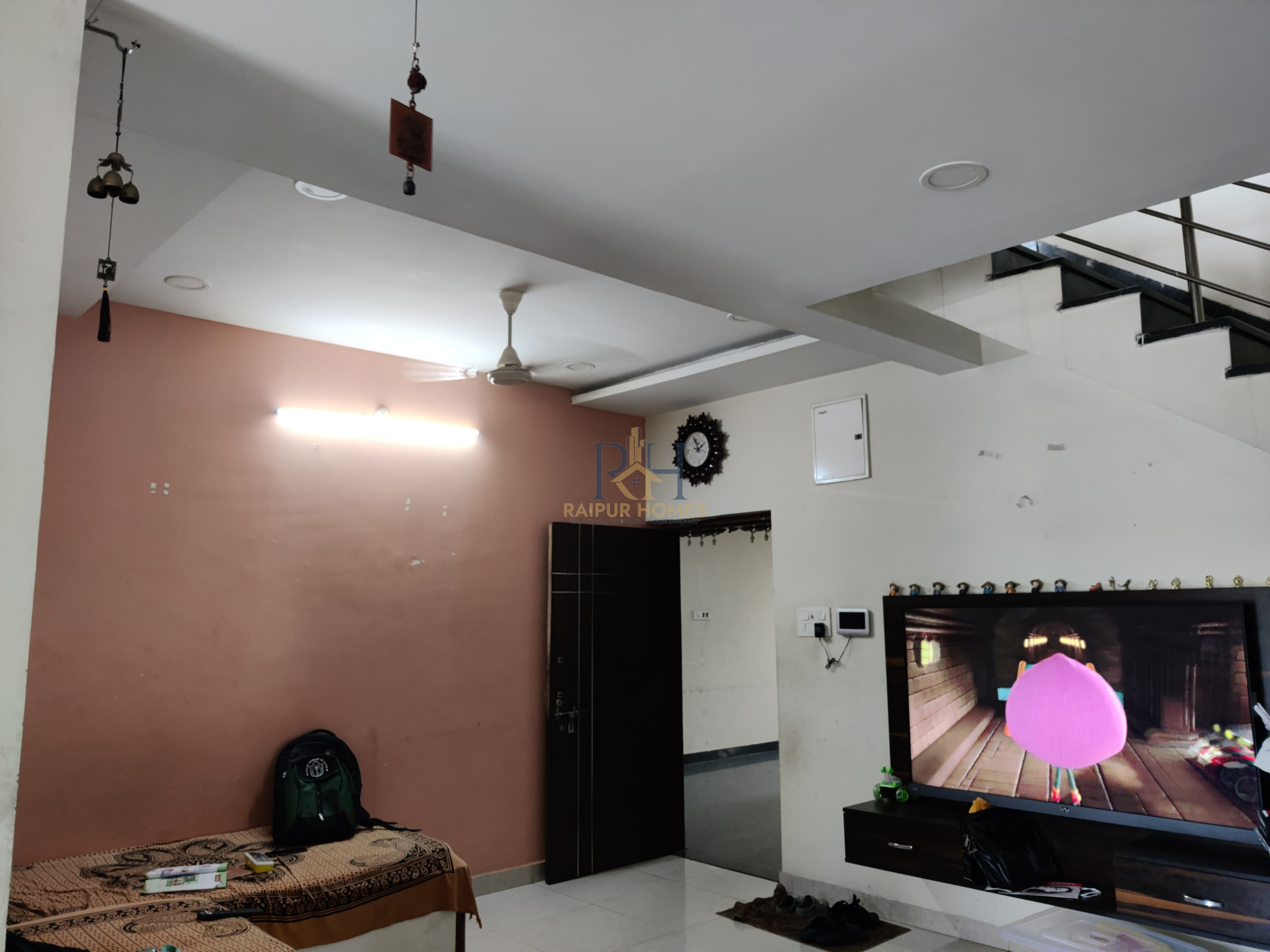 3BHK RESIDENTIAL PENT HOUSE AVAILABLE IN SHANKAR NAGAR