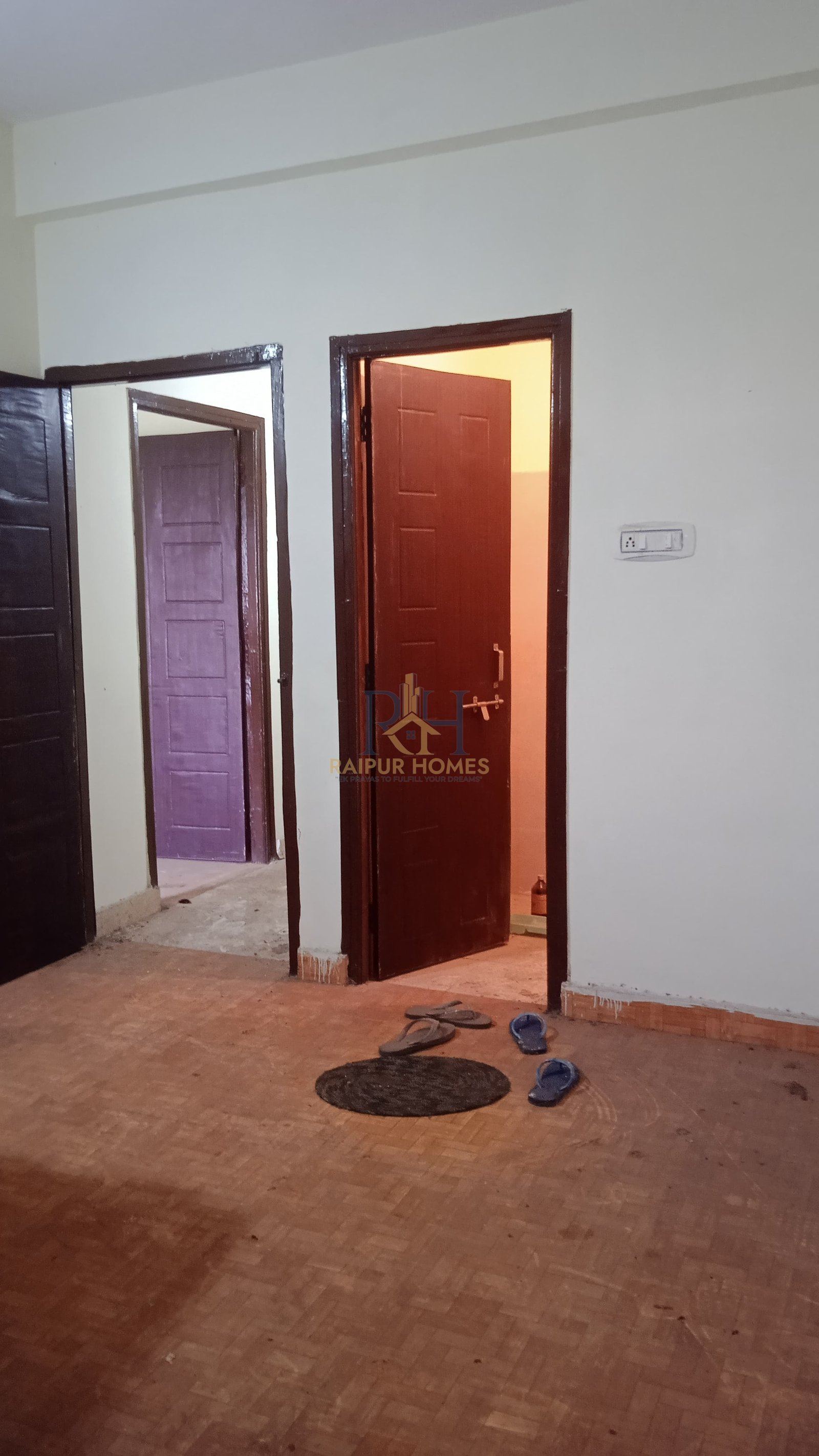 2 BHK RESIDENTIAL FLAT AVAILABLE IN BHATAGAON