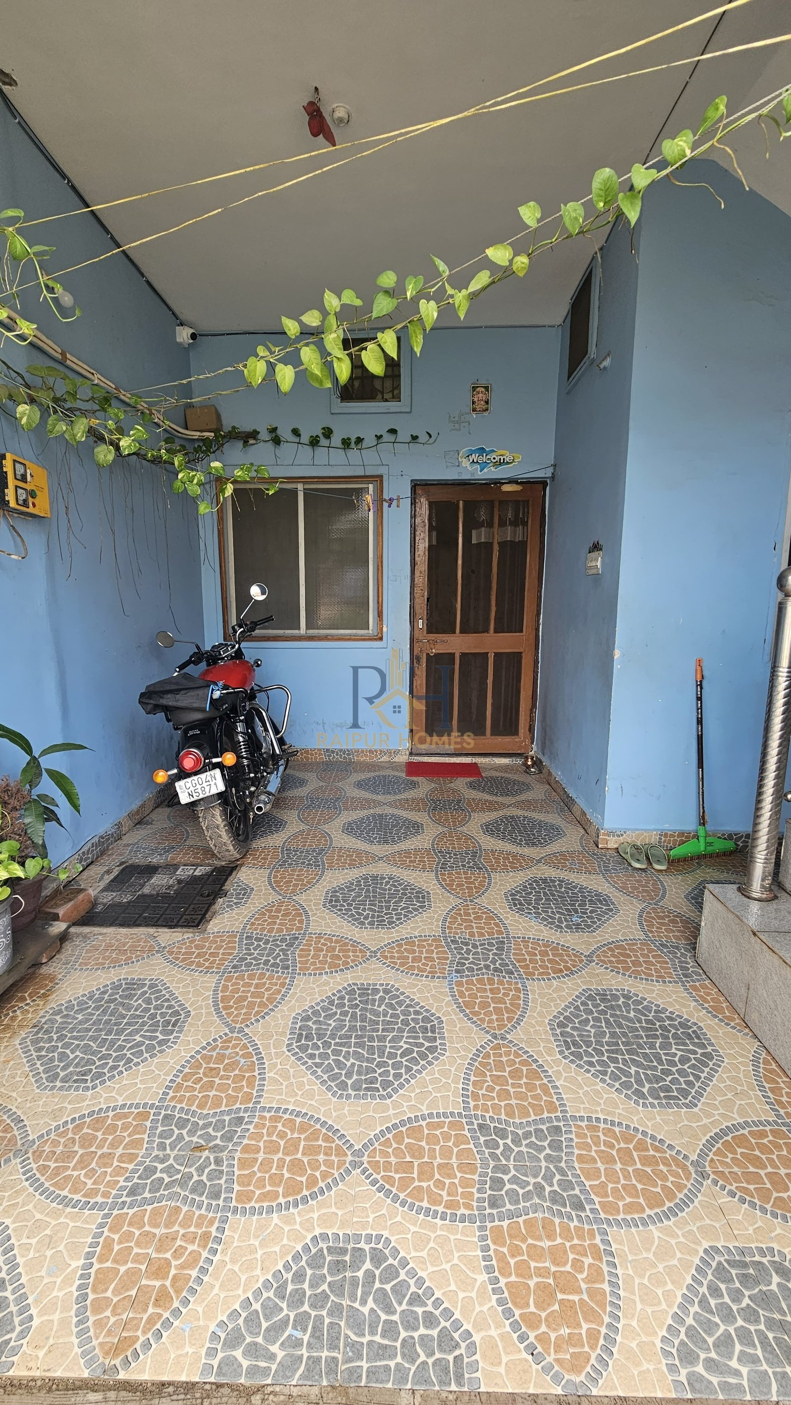 6BHK RESIDENTIAL HOUSE AVAILABLE IN SANTOSHI NAGAR