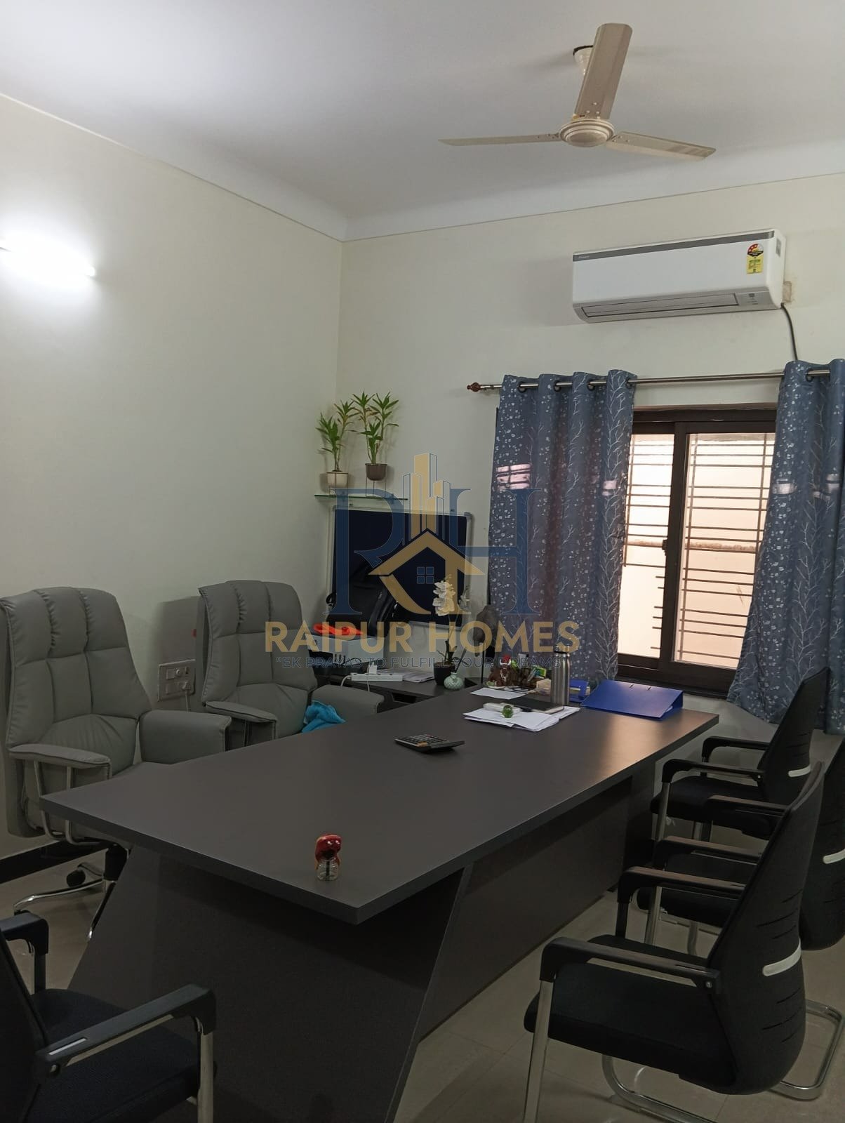 4 BHK RESIDENTIAL BUNGALOW AVAILABLE IN VISHAL NAGAR