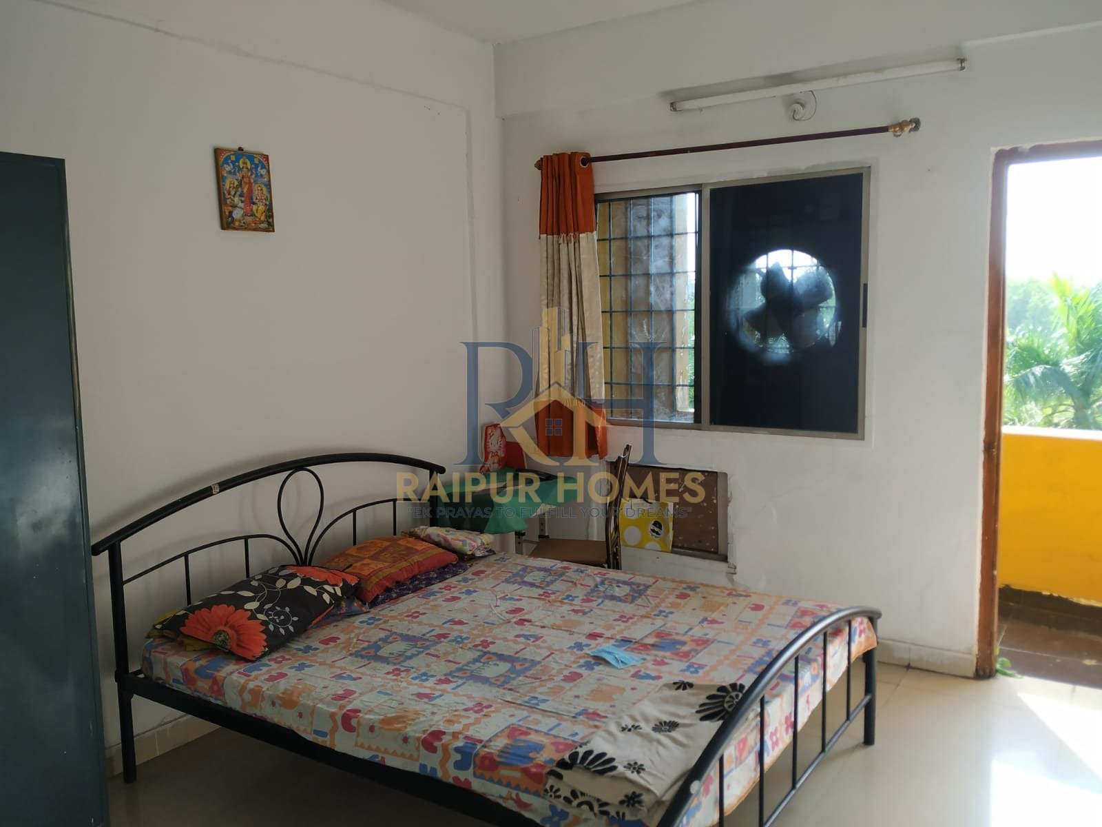 2 BHK RESIDENTIAL FLAT AVAILABLE IN TELIBANDHA