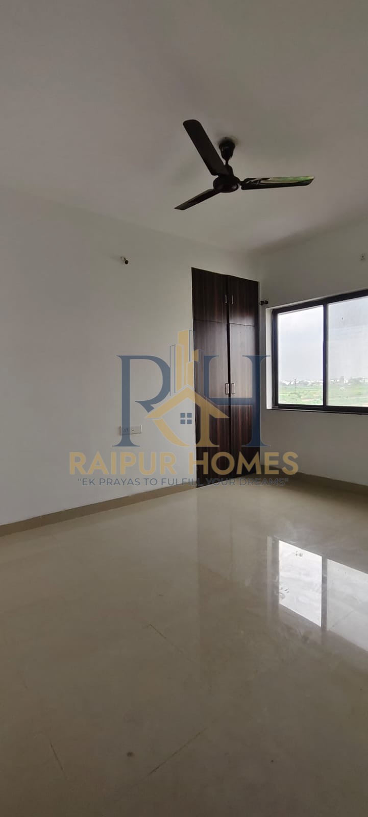 RESIDENTIAL FLAT AVAILABLE IN JORA