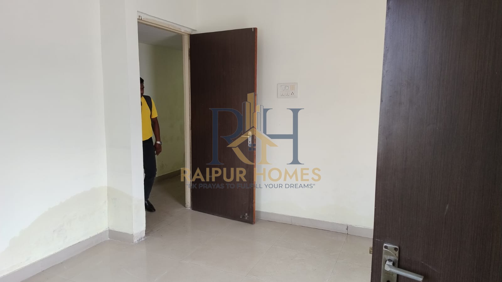 3 BHK RESIDENTIAL FLAT AVAILABLE IN SHANKAR NAGAR