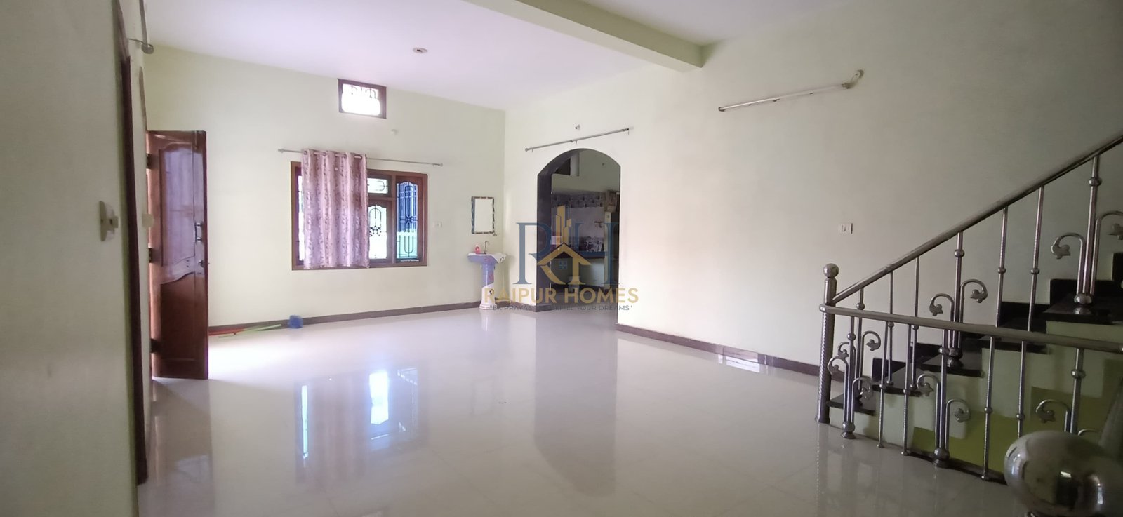 8 BHK RESIDENTIAL HOUSE AVAILABLE IN SANTOSHI NAGAR