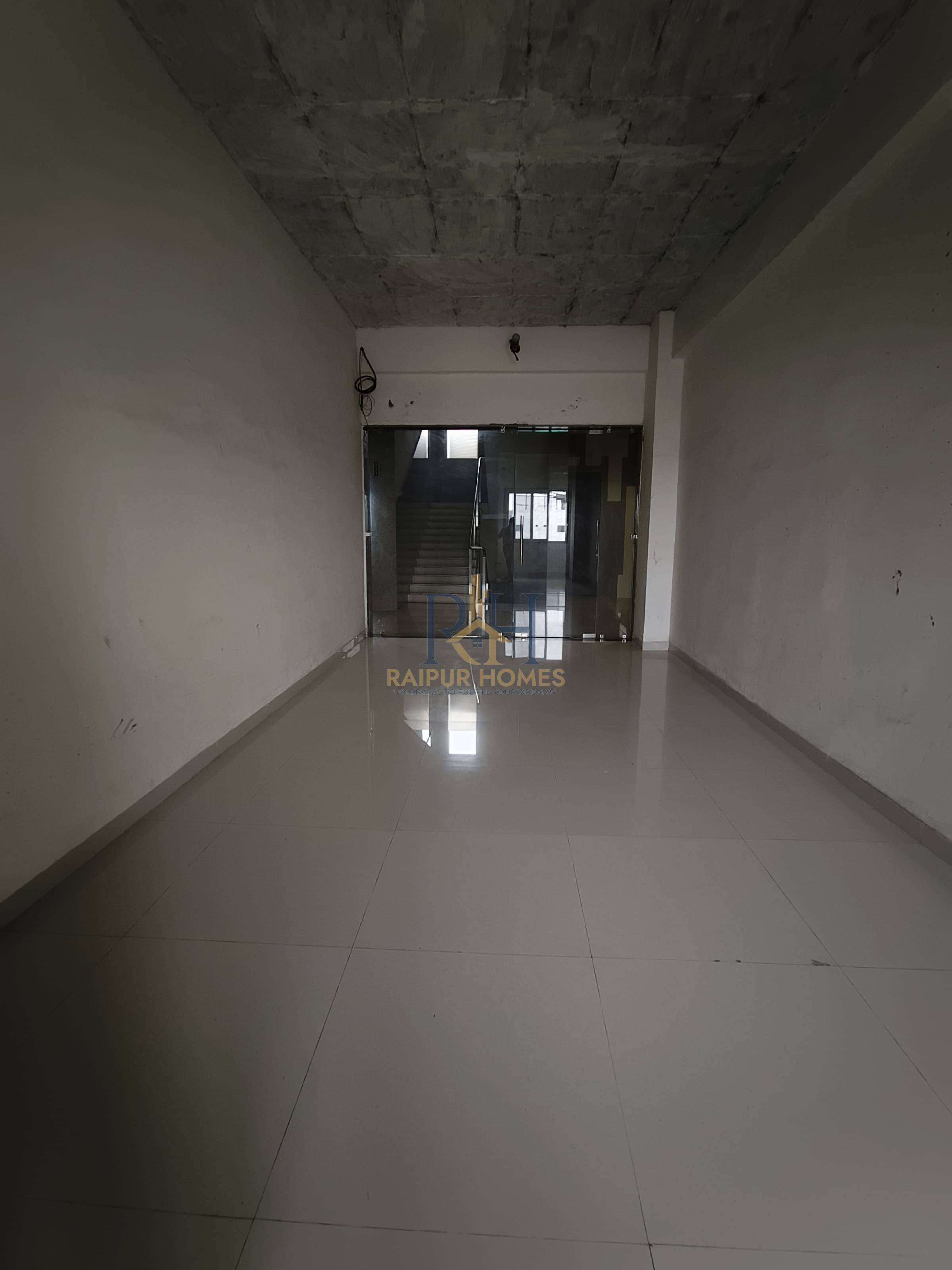 COMMERCIAL SHOP & OFFICE AVAILABLE IN BHATAGAON