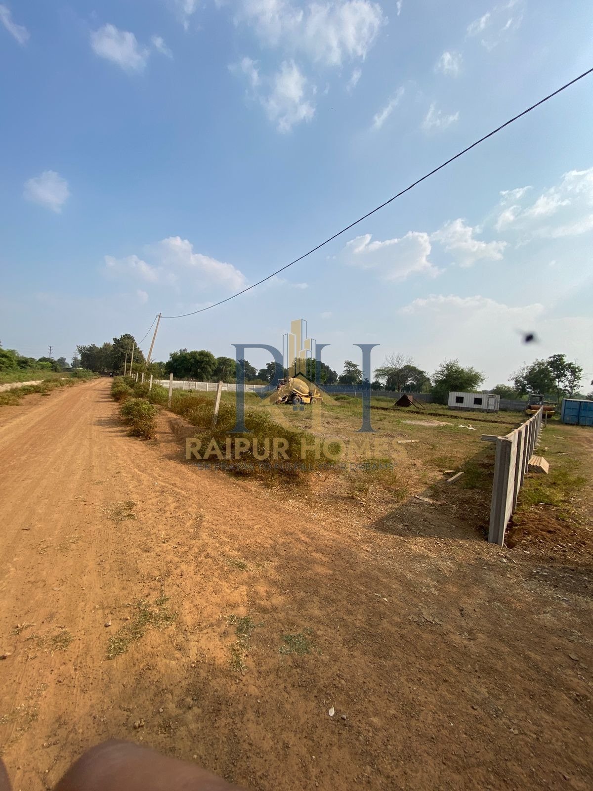 RESIDENTIAL PLOT AVAILABLE IN NAYA RAIPUR