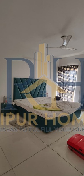 4BHK RESIDENTIAL FLAT AVAILABLE IN KACHNA