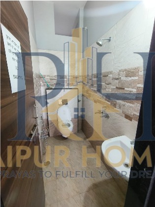 COMMERCIAL SHOP AVAILABLE IN MOWA