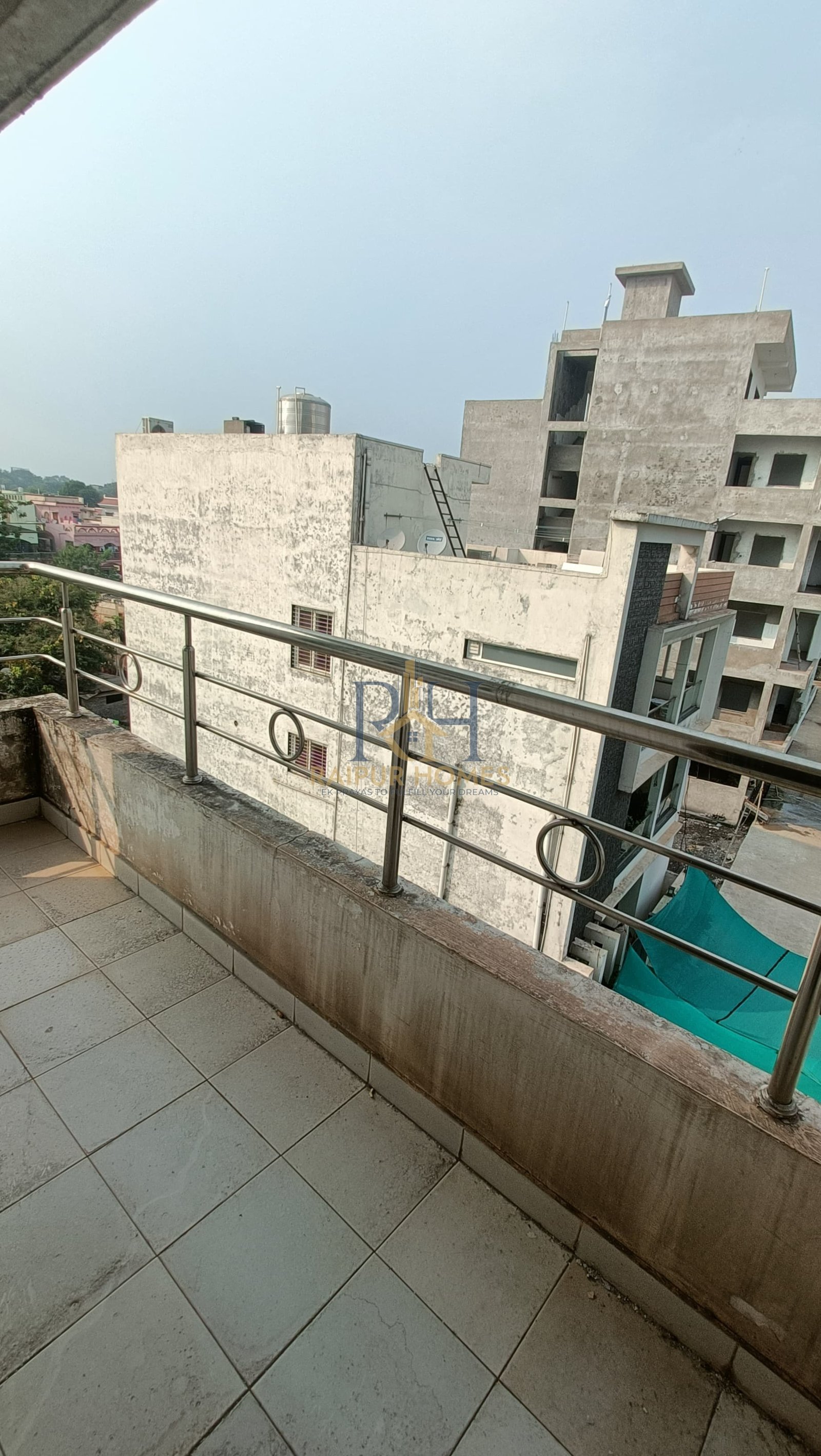 3 BHK RESIDENTIAL FLAT AVAILABLE IN TATIBANDH