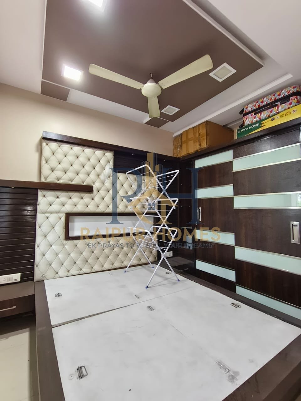 3 BHK RESIDENTIAL FLAT AVAILABLE IN TATIBANDH