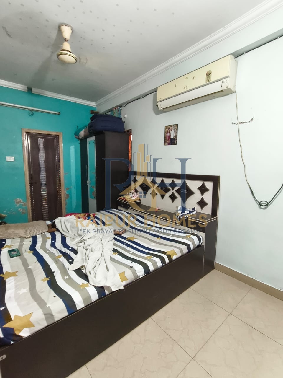 3 BHK RESIDENTIAL FLAT AVAILABLE IN GUDHYARI