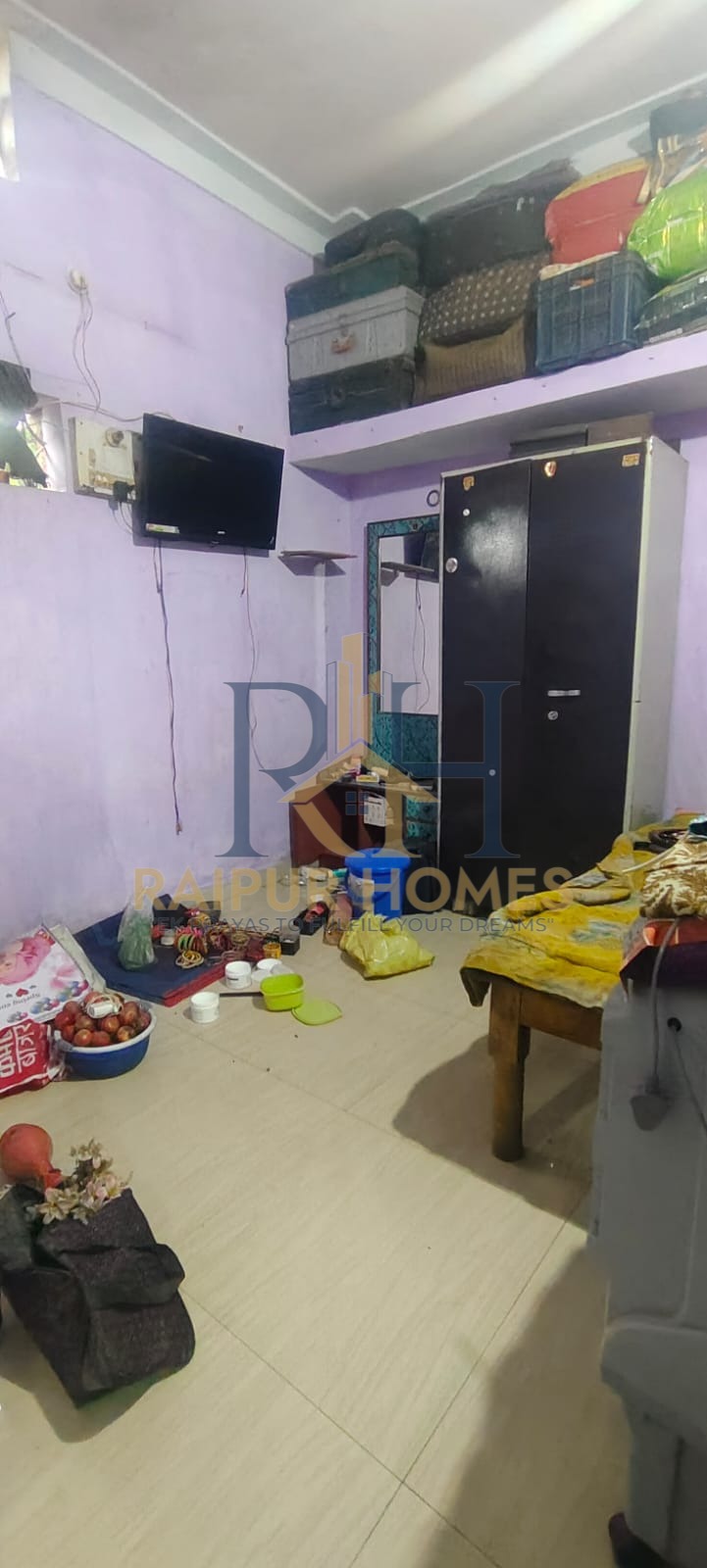 RESIDENTIAL HOUSE AVAILABLE IN SANTOSHI NAGAR