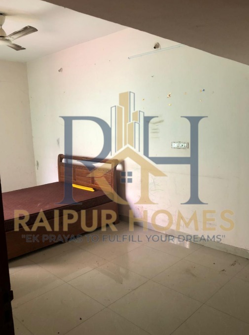 RESIDENTIAL HOUSE AVAILABLE IN AGROHA COLONY