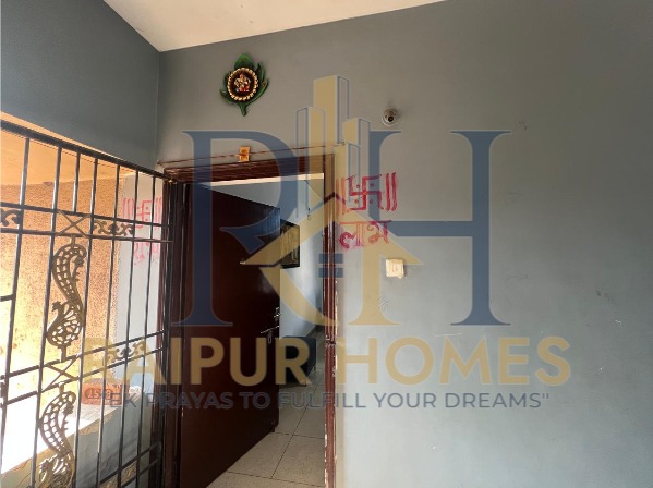 2 BHK RESIDENTIAL FLAT AVAILABLE IN KATORA TALAB