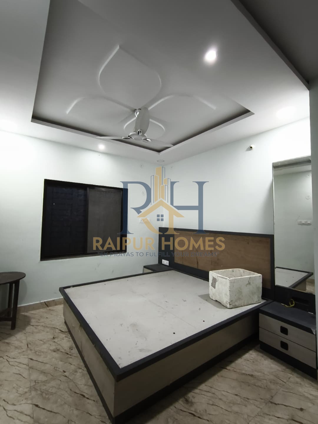 2 BHK RESIDENTIAL HOUSE AVAILABLE IN TELIBANDHA