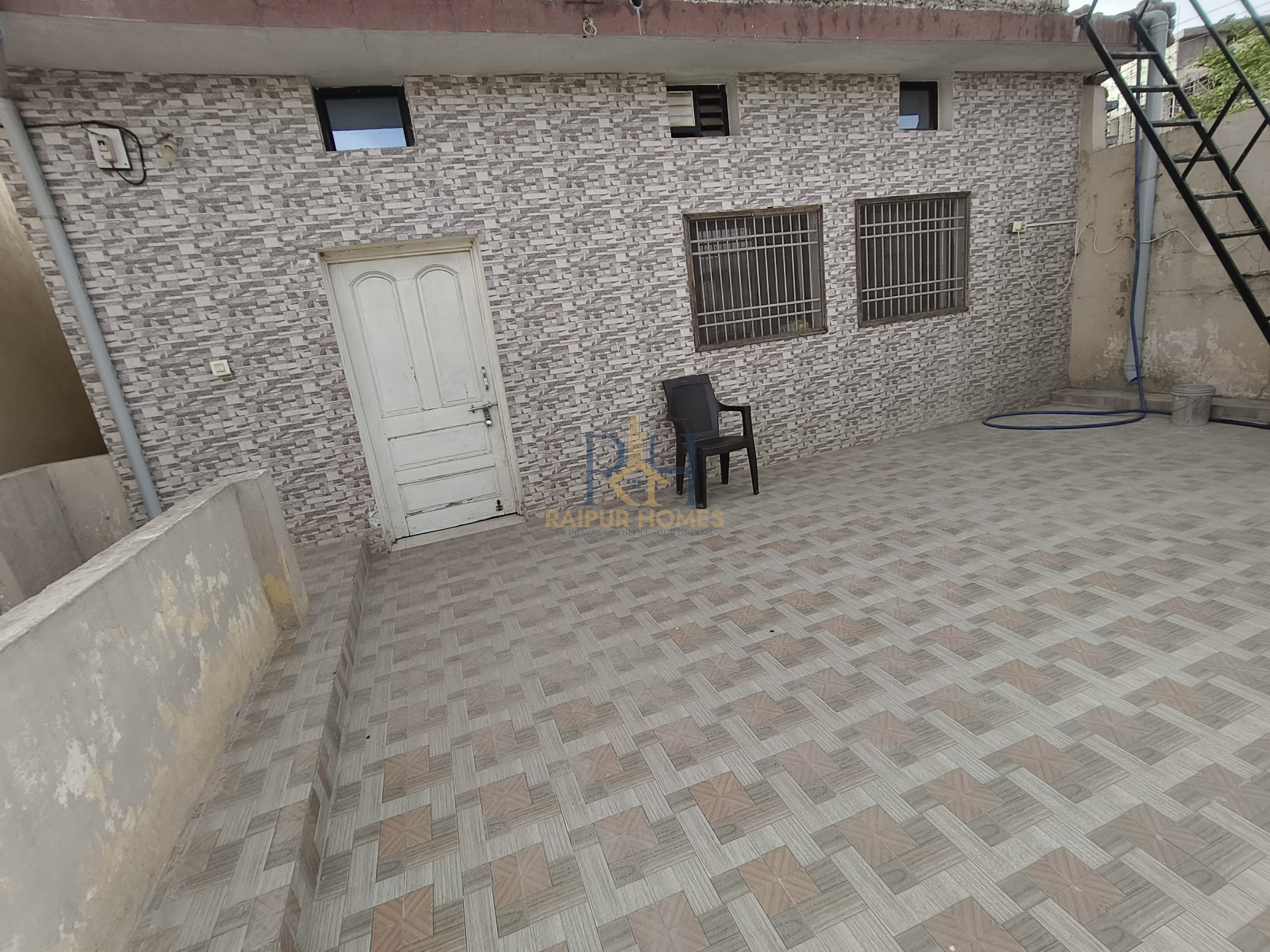 5 BHK RESIDENTIAL HOUSE AVAILABLE IN NEW RAJENDRA NAGAR