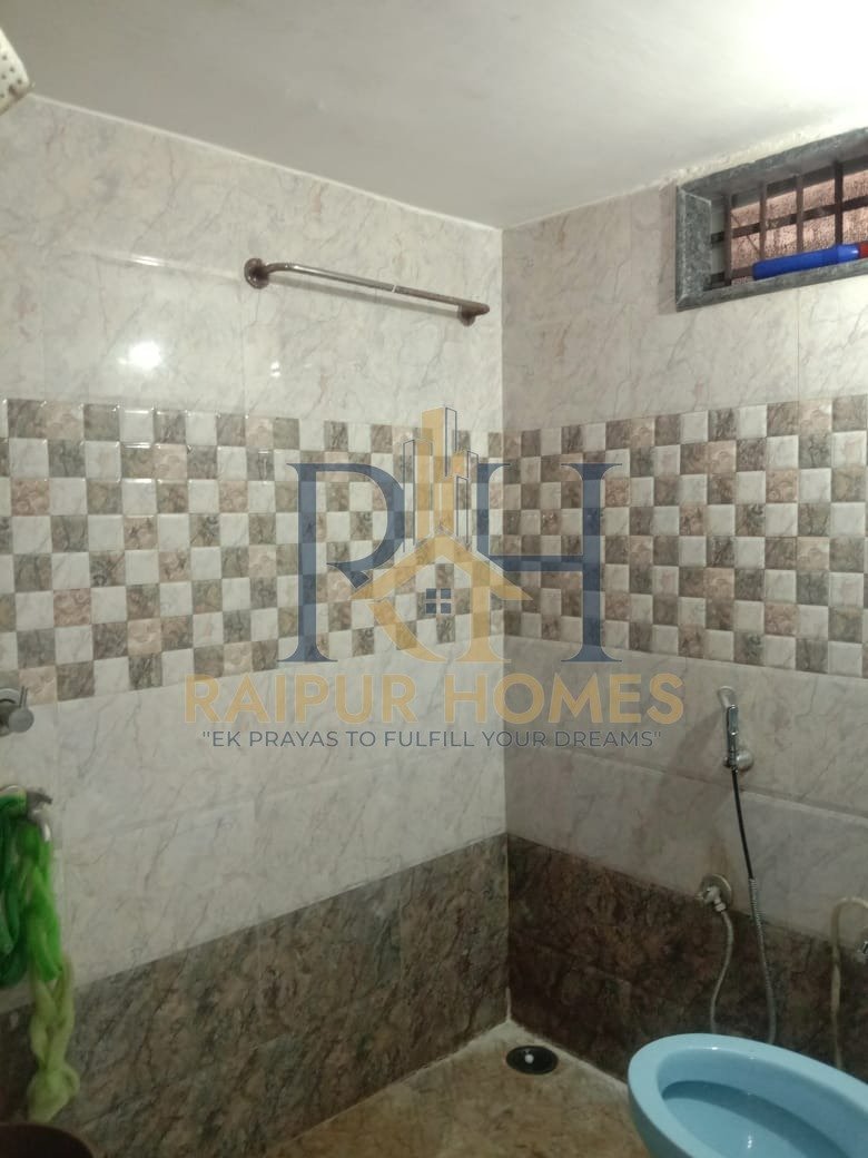 5 BHK RESIDENTIAL HOUSE AVAILABLE IN BHATAGAON