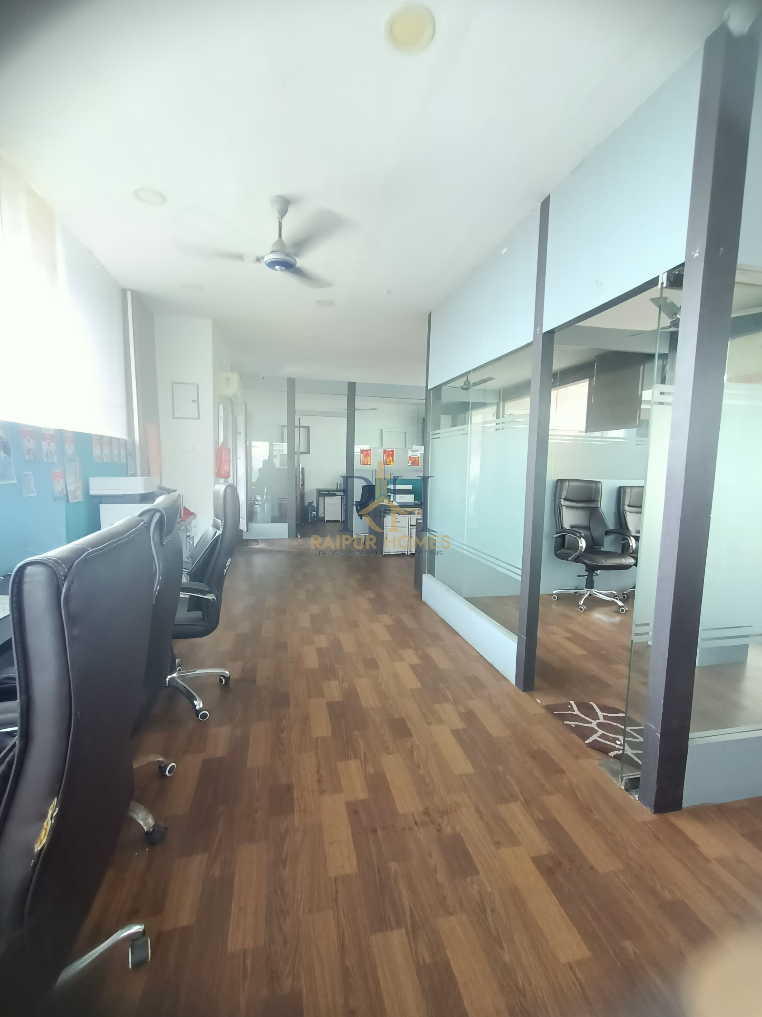 COMMERCIAL OFFICE AVAILABLE IN TELIBANDHA