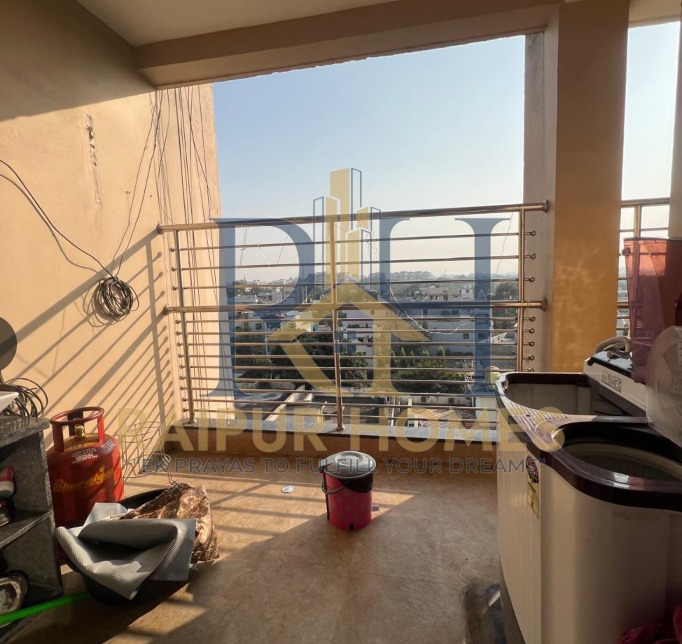 RESIDENTIAL FLAT AVAILABLE IN DALDAL SEONI