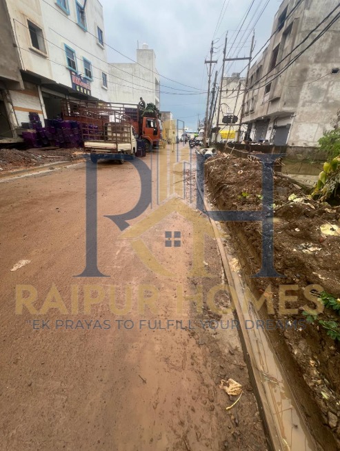 COMMERCIAL  PLOT AVAILABLE IN PACHPEDI NAKA