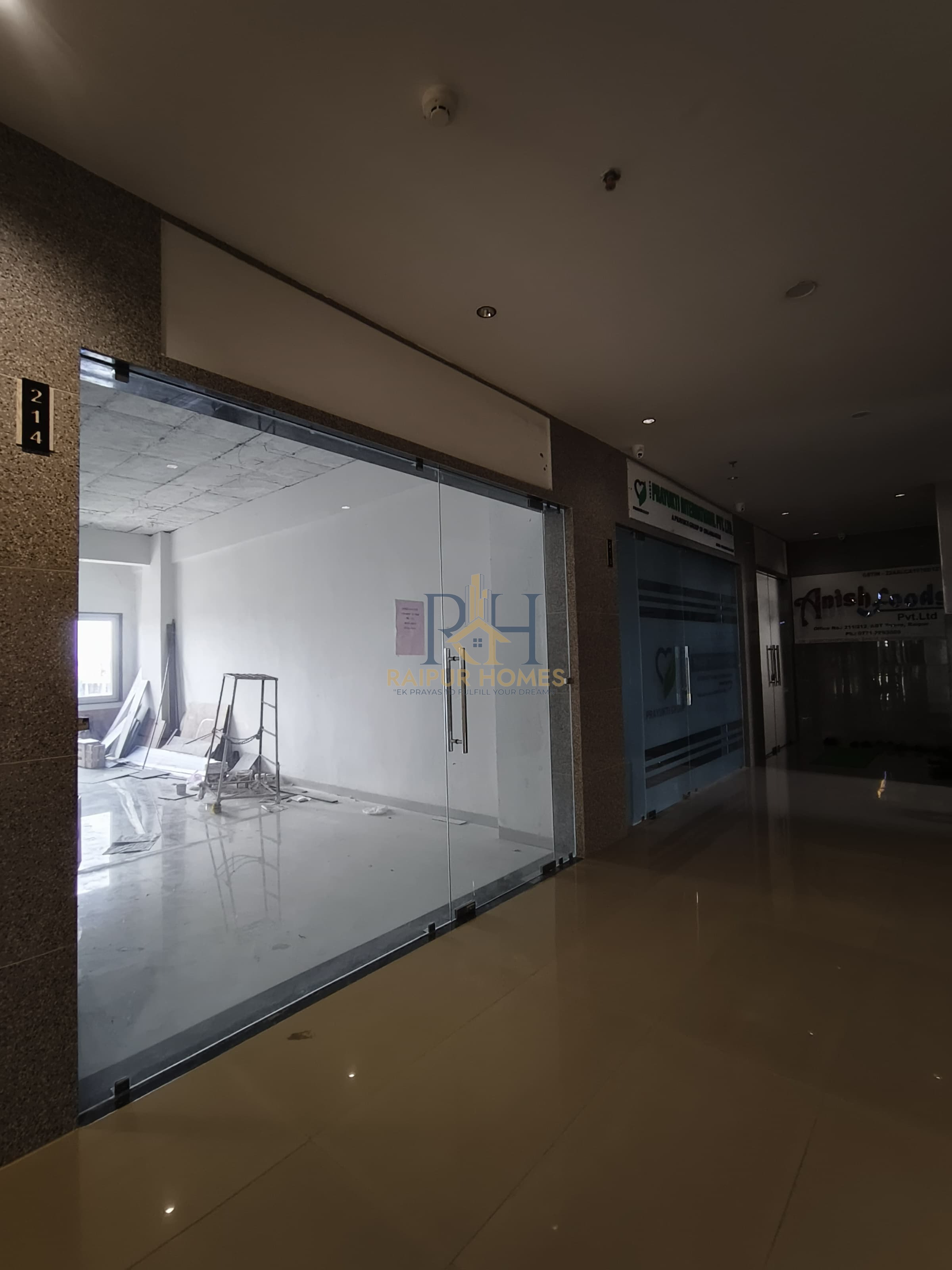 COMMERCIAL SHOP & OFFICE AVAILABLE IN BHATAGAON