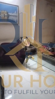 COMMERCIAL SHOP AVAILABLE IN SAMTA COLONY