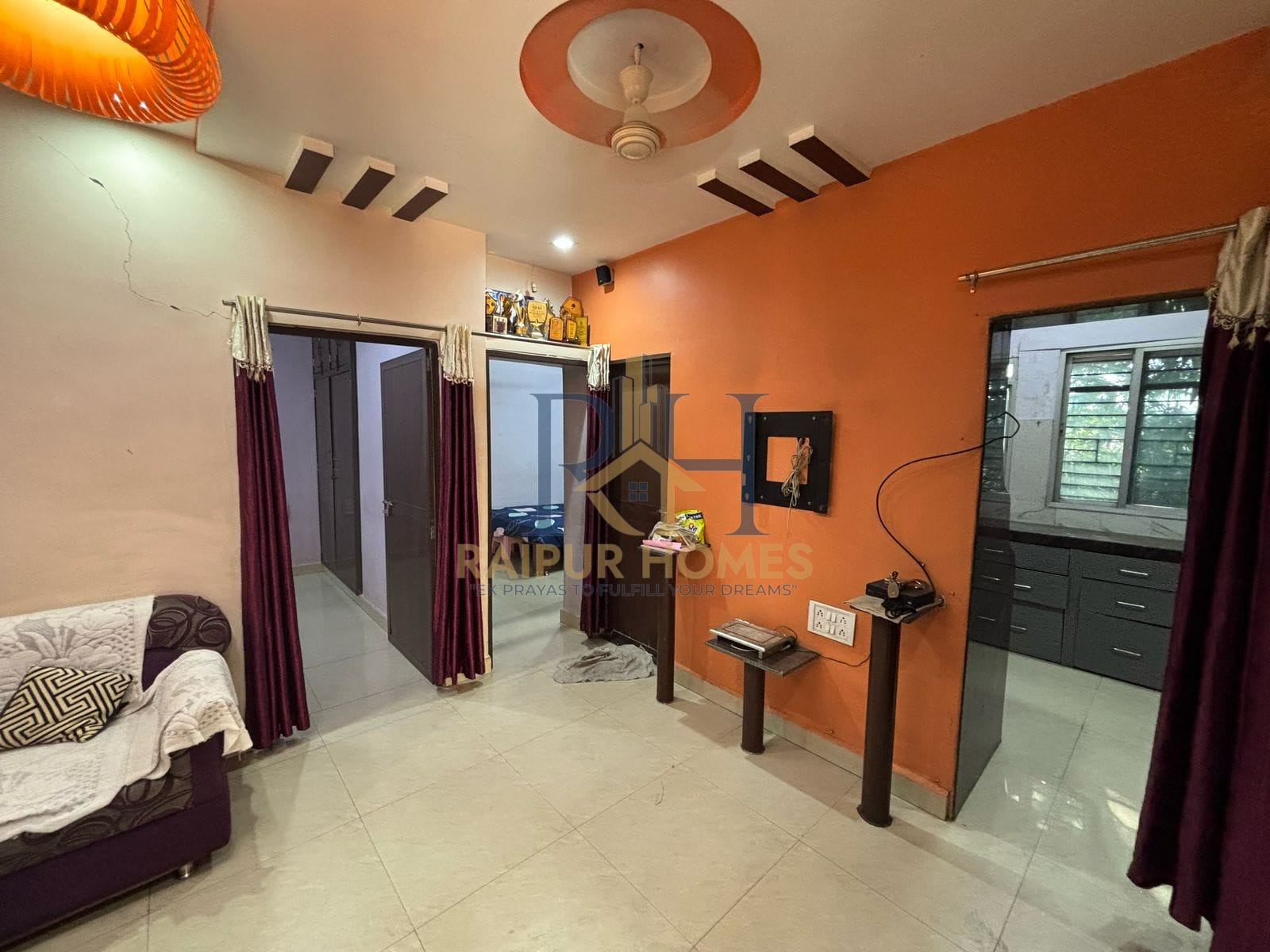 2 BHK RESIDENTIAL FLAT AVAILABLE IN CHOUBEY COLONY