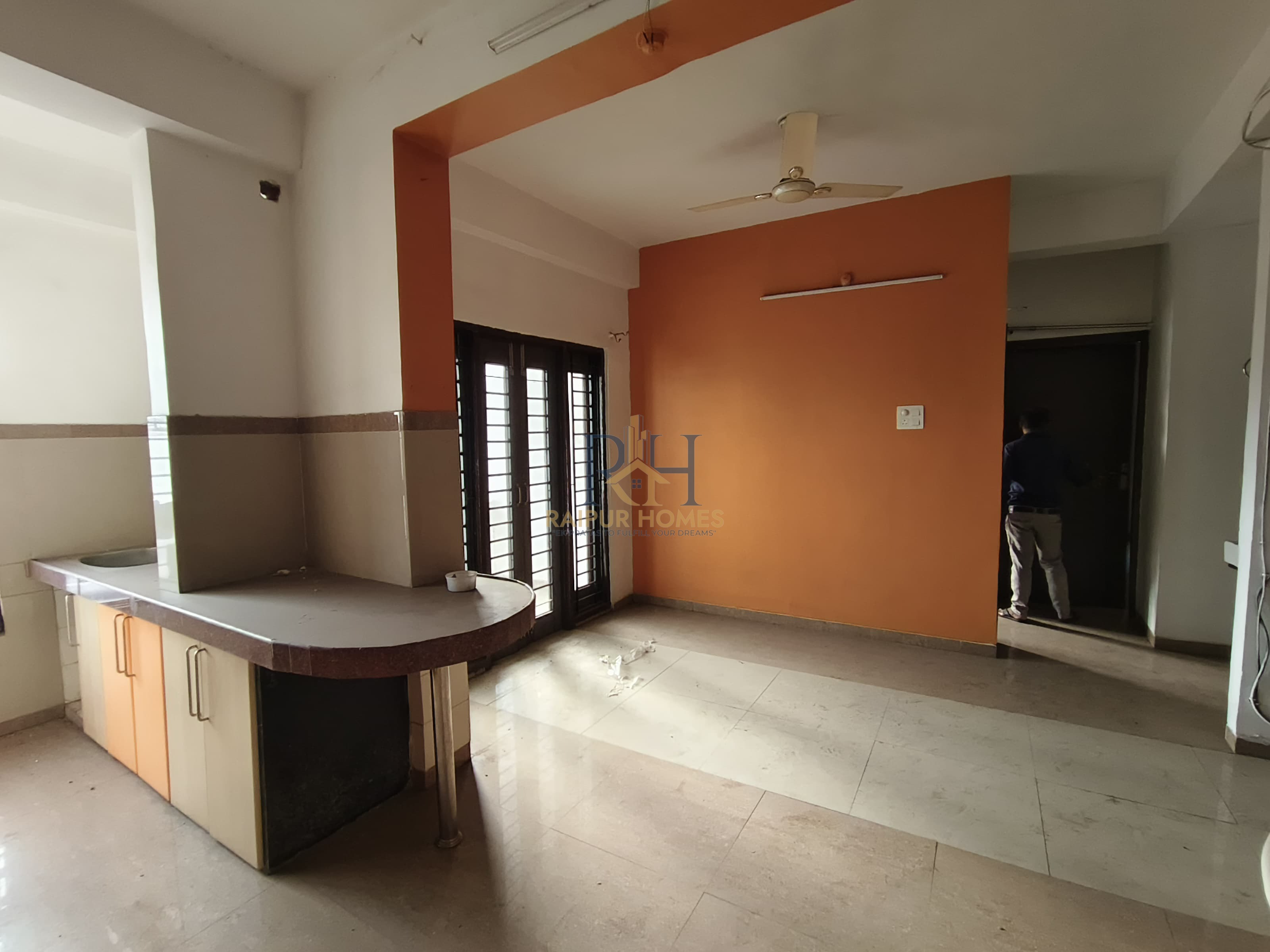 2 BHK RESIDENTIAL FLAT AVAILABLE IN TELIBANDHA