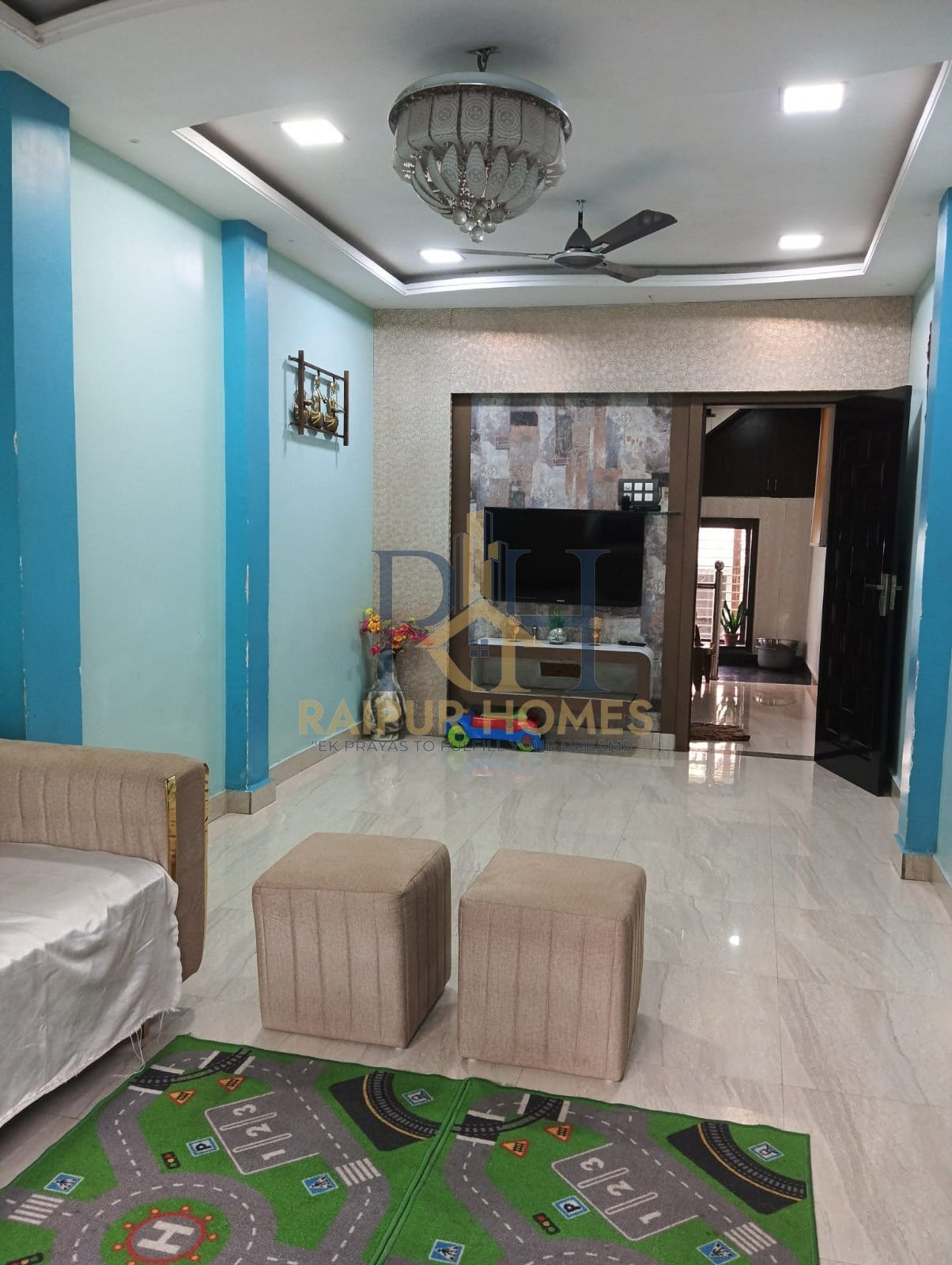 5 BHK RESIDENTIAL HOUSE AVAILABLE IN GUDHIYARI