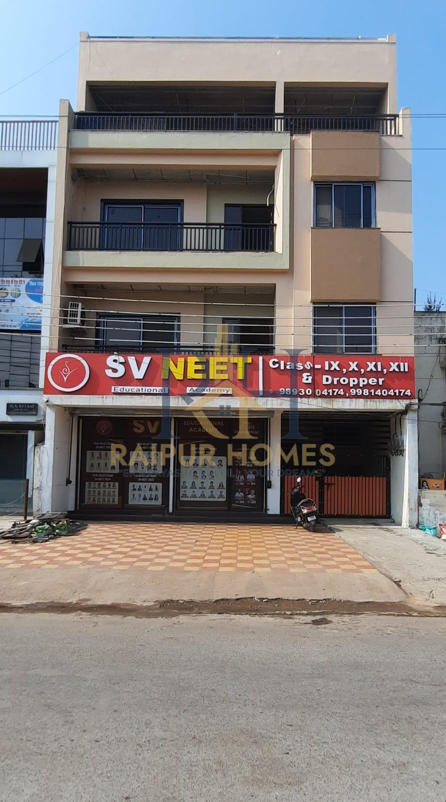 COMMERCIAL BUILDING AVAILABLE IN TAGORE NAGAR