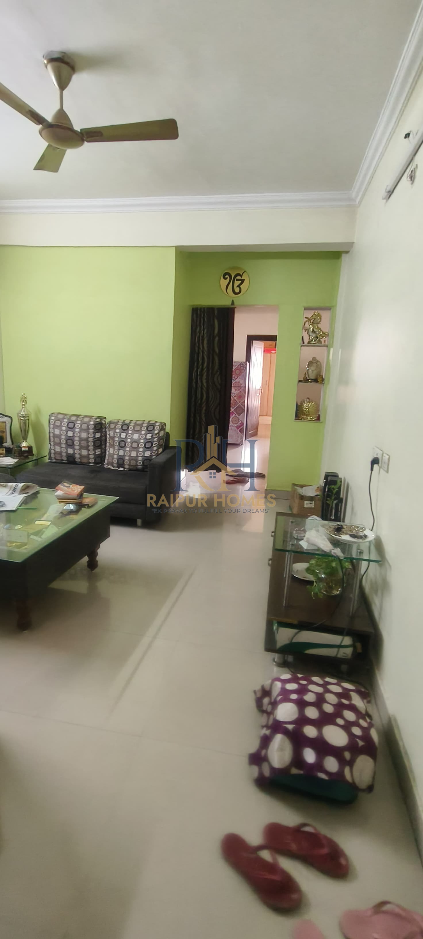 3 BHK RESIDENTIAL FLAT AVAILABLE IN NEW RAJENDRA NAGAR