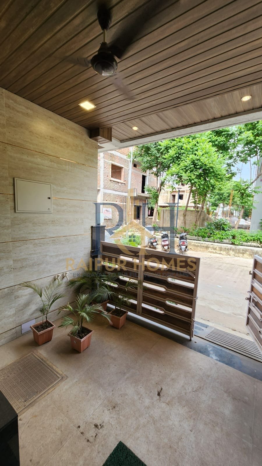 5 BHK RESIDENTIAL HOUSE AVAILABLE IN MOWA