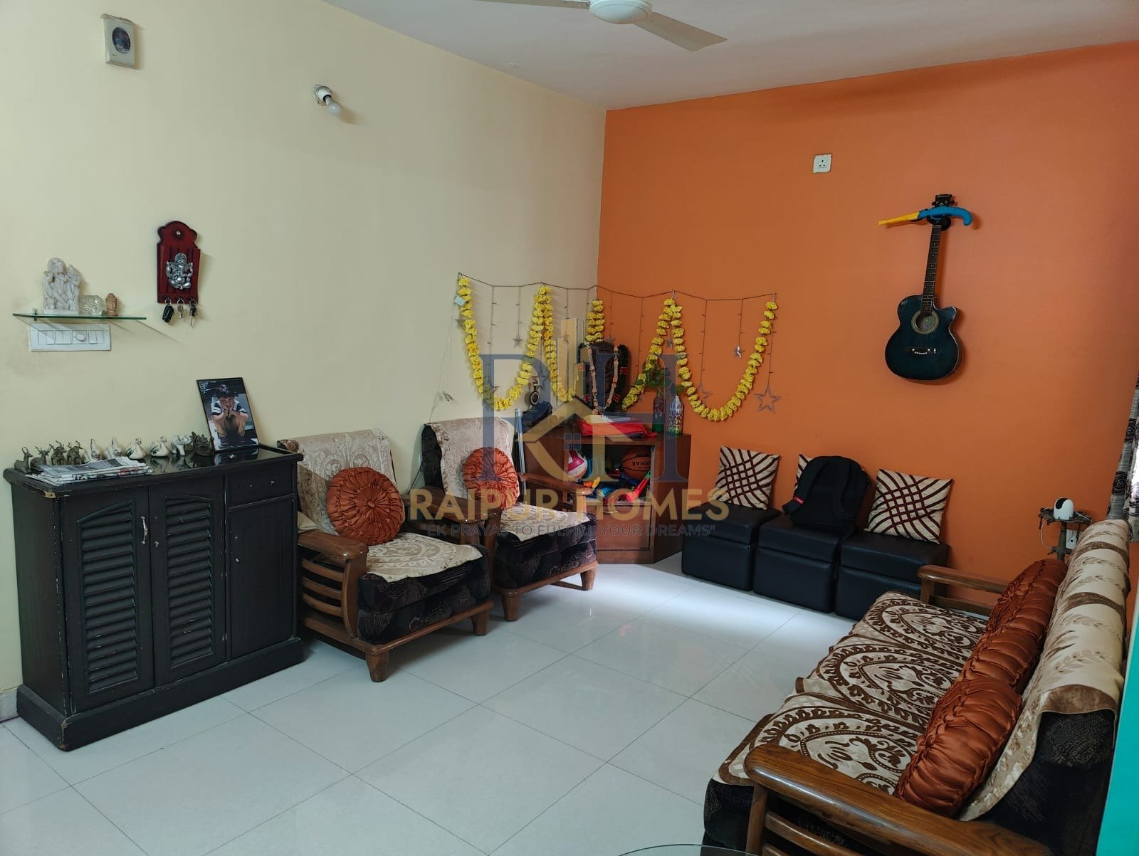 3 BHK RESIDENTIAL FLAT AVAILABLE IN KACHNA