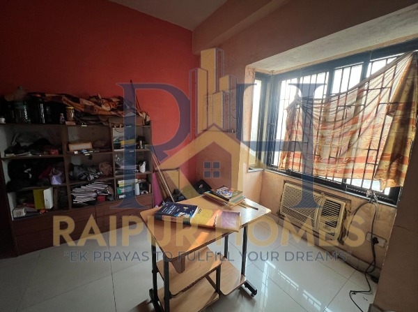 3 BHK RESIDENTIAL FLAT  AVAILABLE IN SHANKAR NAGAR