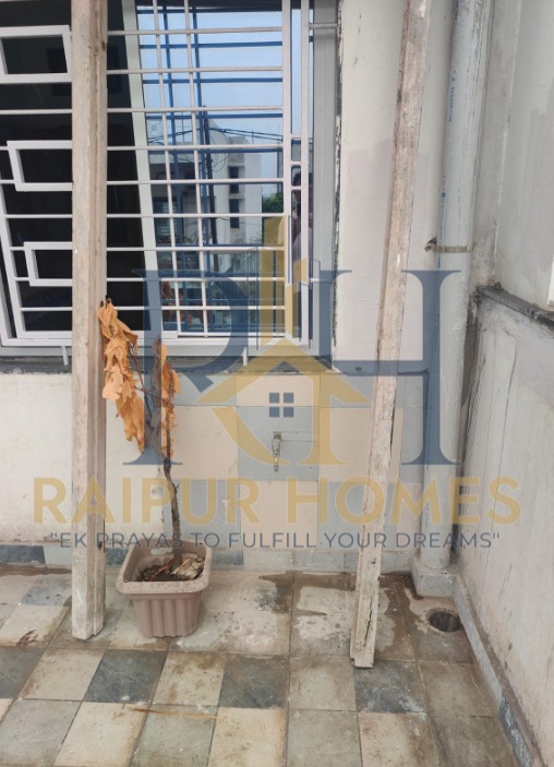 RESIDENTIAL HOUSE AVAILABLE IN AGROHA COLONY