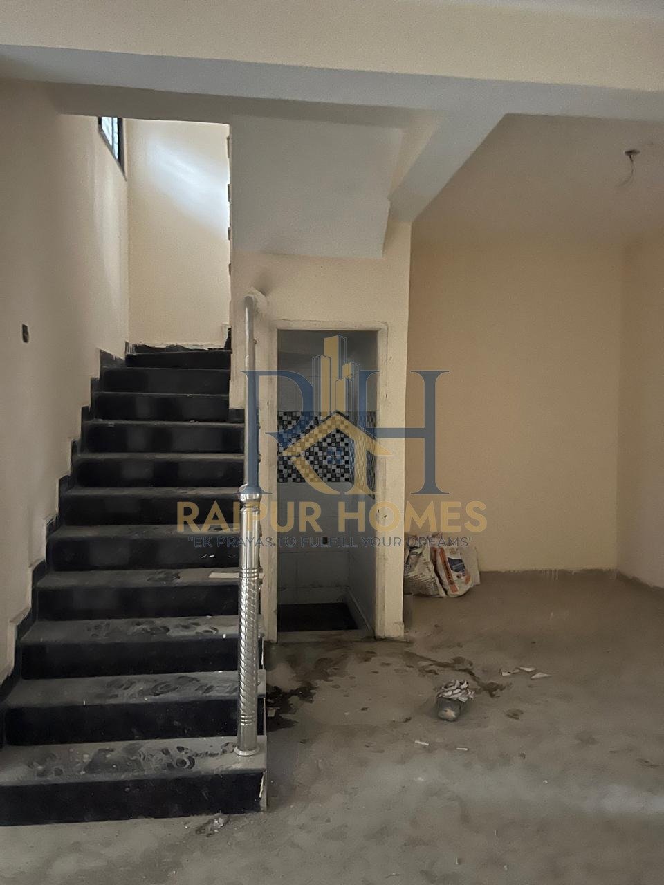 3 BHK NEW HOUSE AVAILABLE IN AMLIDIH