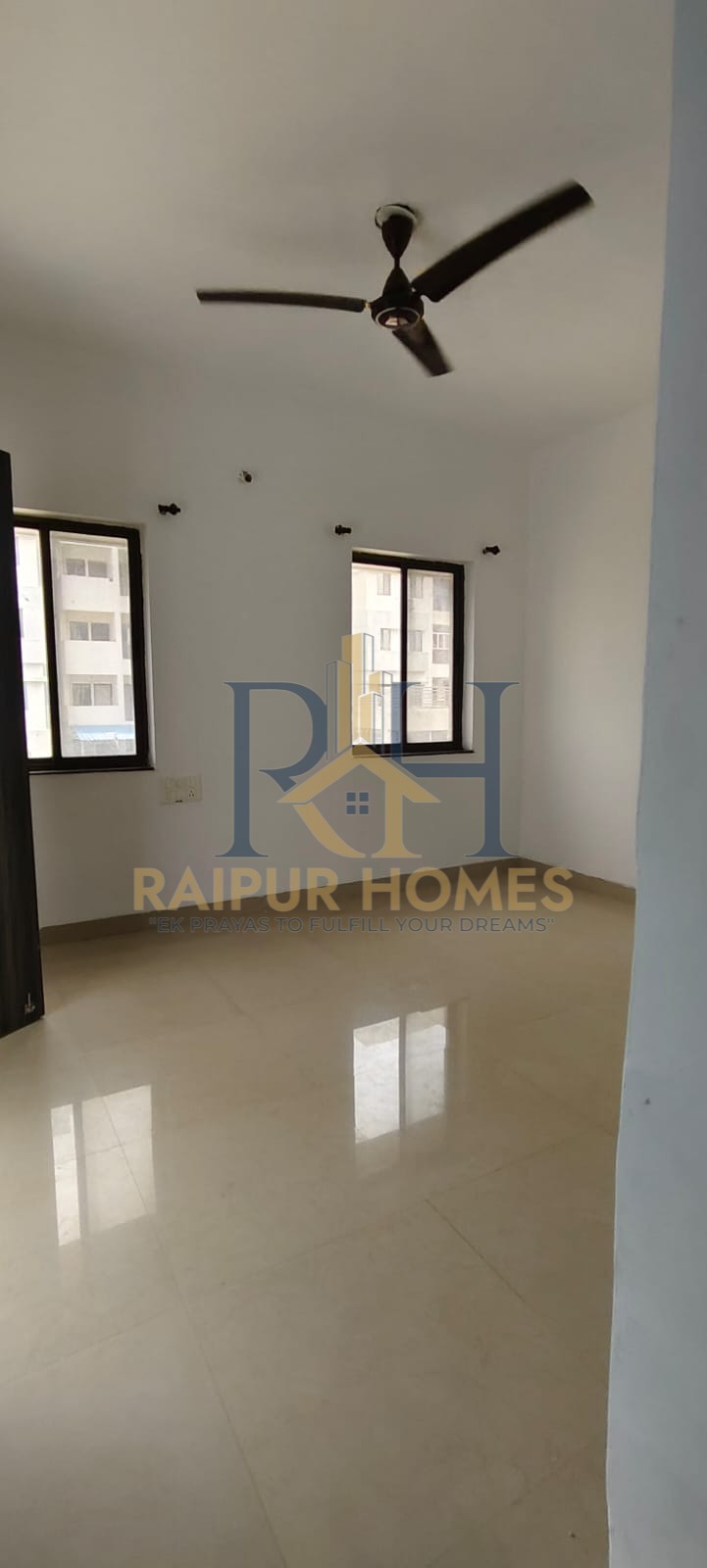 RESIDENTIAL FLAT AVAILABLE IN JORA