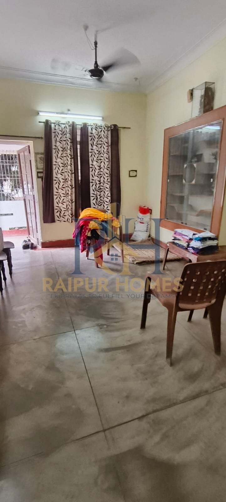 2 BHK RESIDENTIAL HOUSE AVAILABLE IN TELIBANDHA