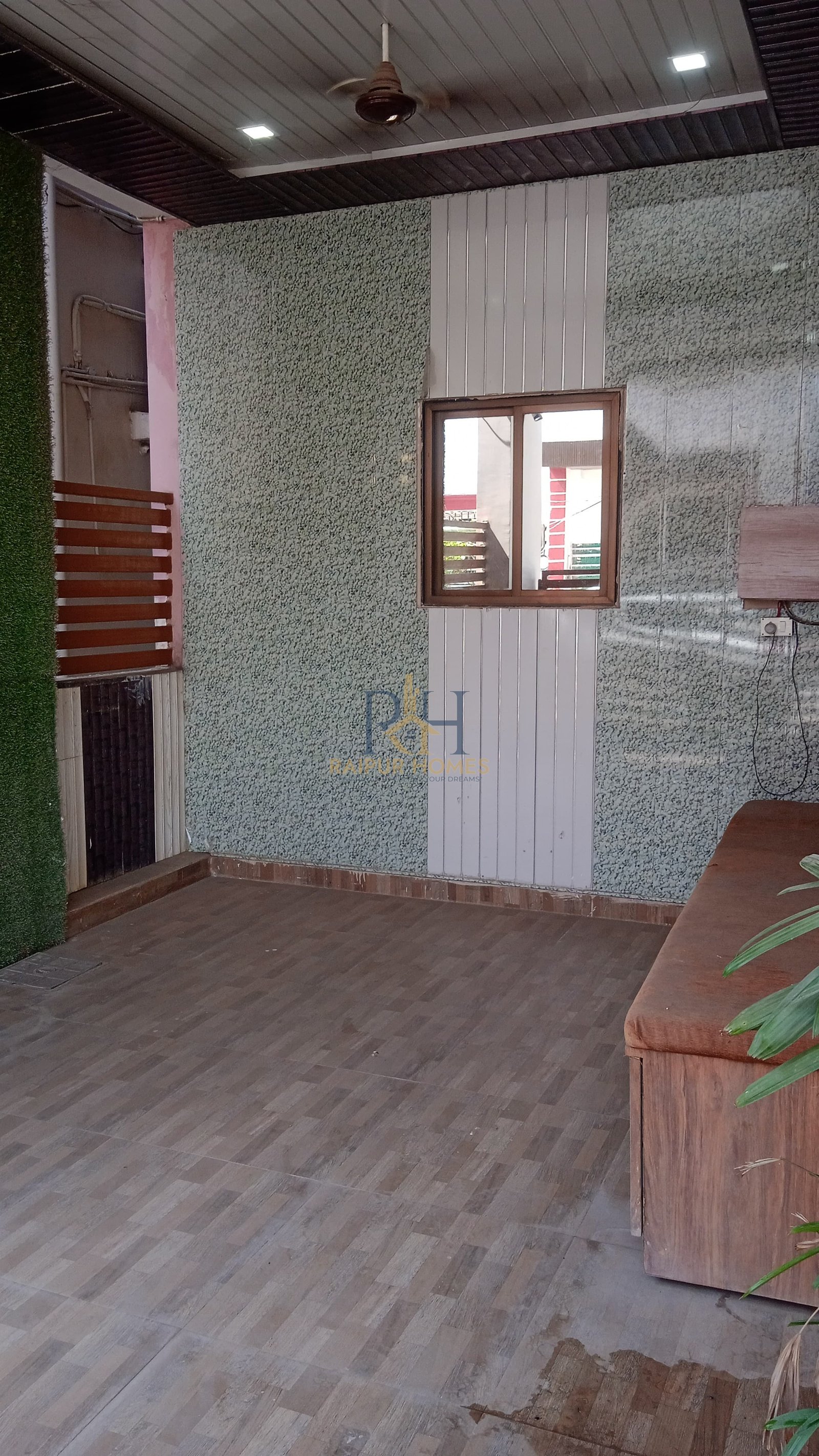 4 BHK RESIDENTIAL HOUSE AVAILABLE IN BHATAGAON