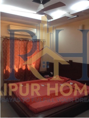 RESIDENTIAL FLAT AVAILABLE  IN SHANKAR NAGAR