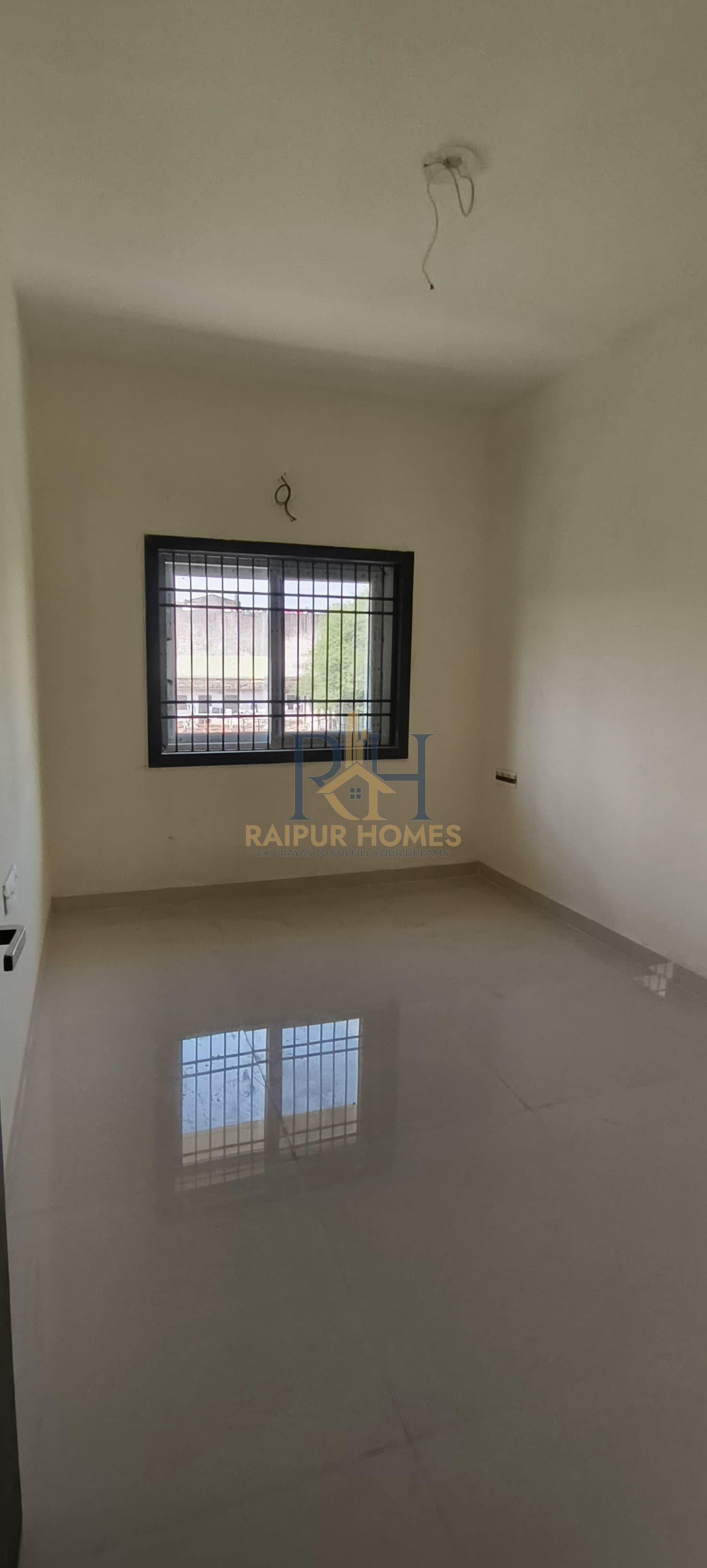 4 BHK RESIDENTIAL HOUSE AVAILABLE IN BHATAGAON