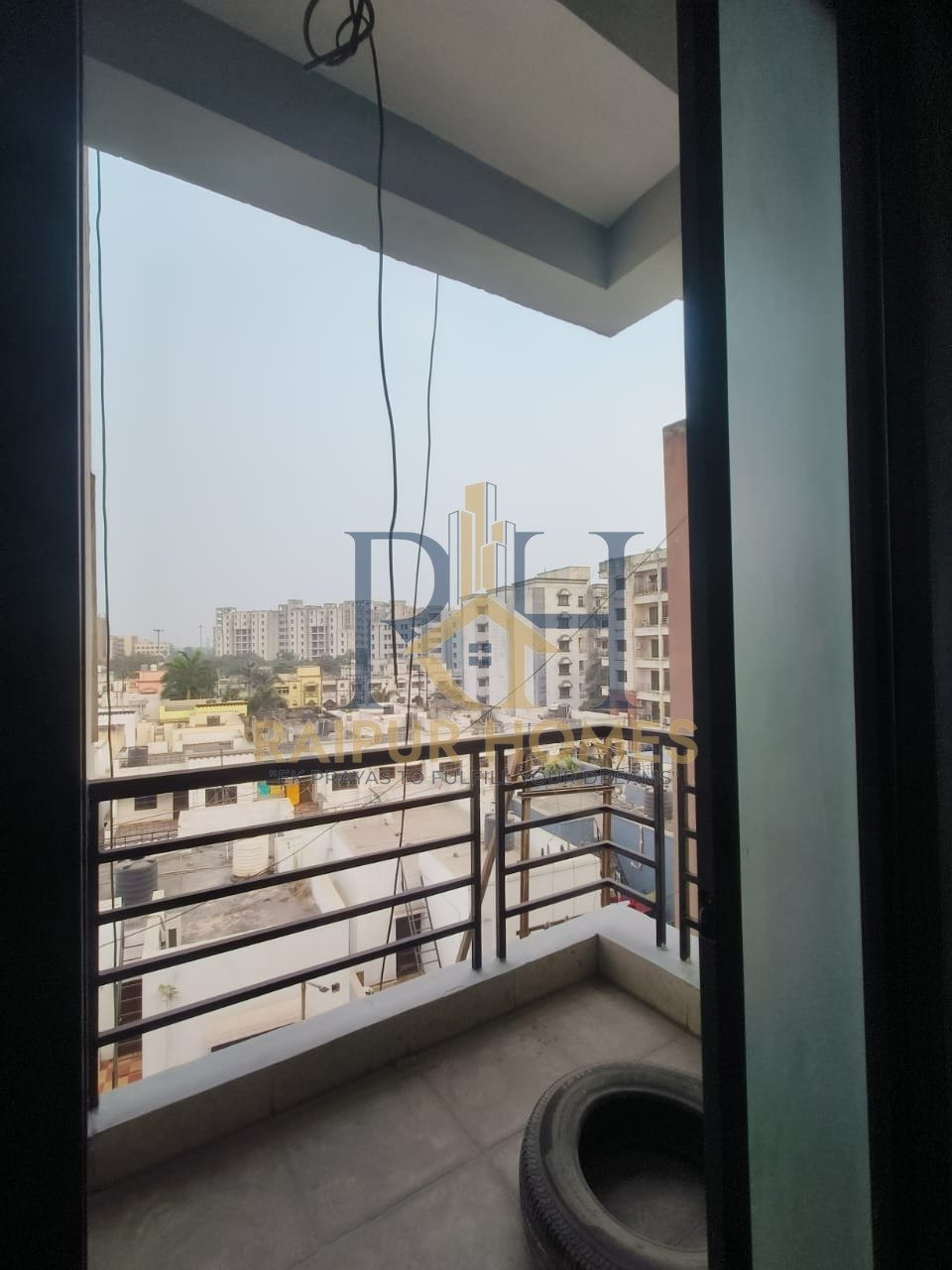 2 BHK RESIDENTIAL FLAT AVAILABLE IN TATIBANDH