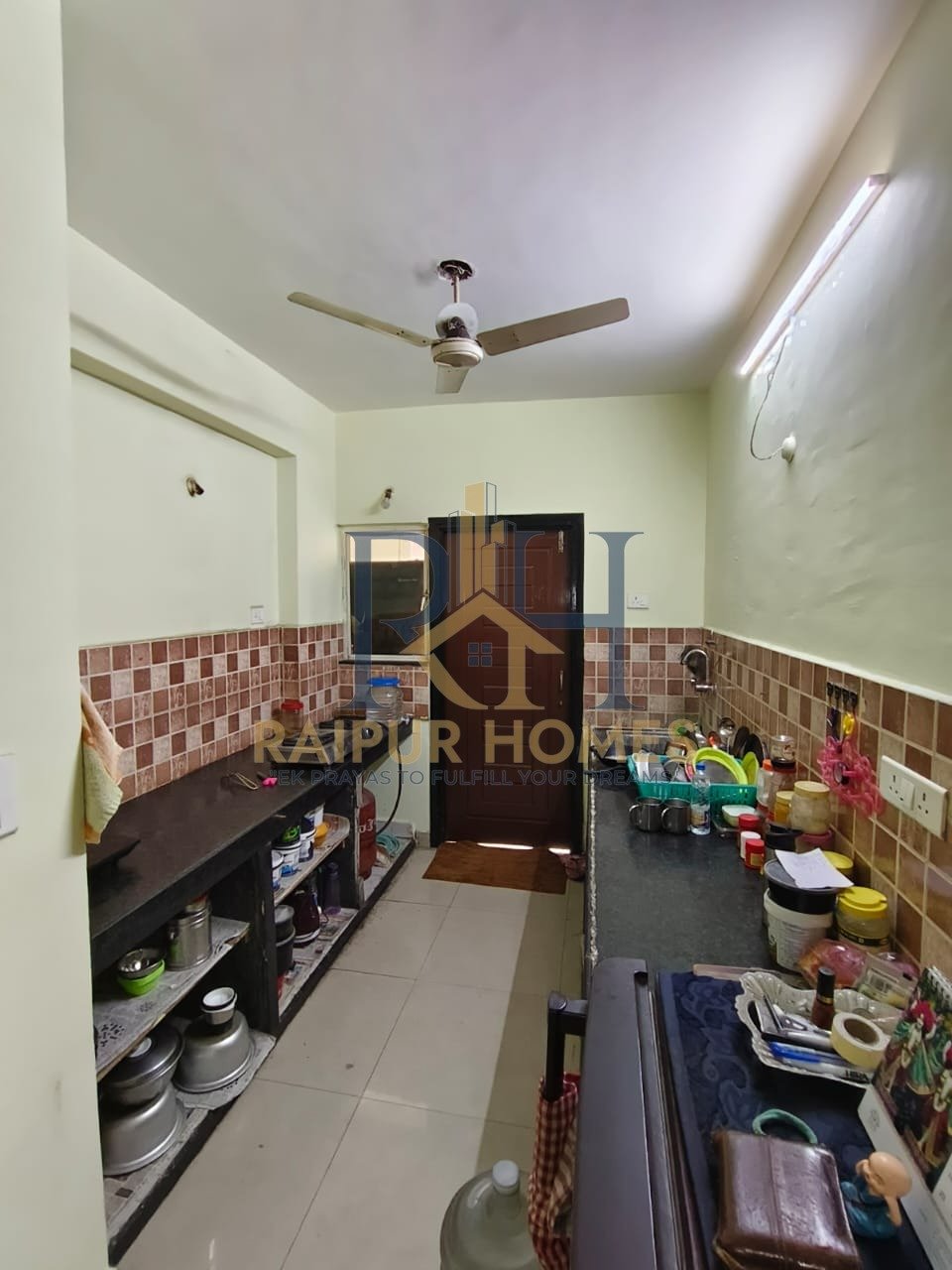 3 BHK RESIDENTIAL FLAT AVAILABLE IN TATIBANDH