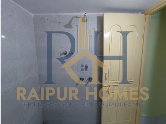 RESIDENTIAL  HOUSE AVAILABLE IN PACHPEDI NAKA