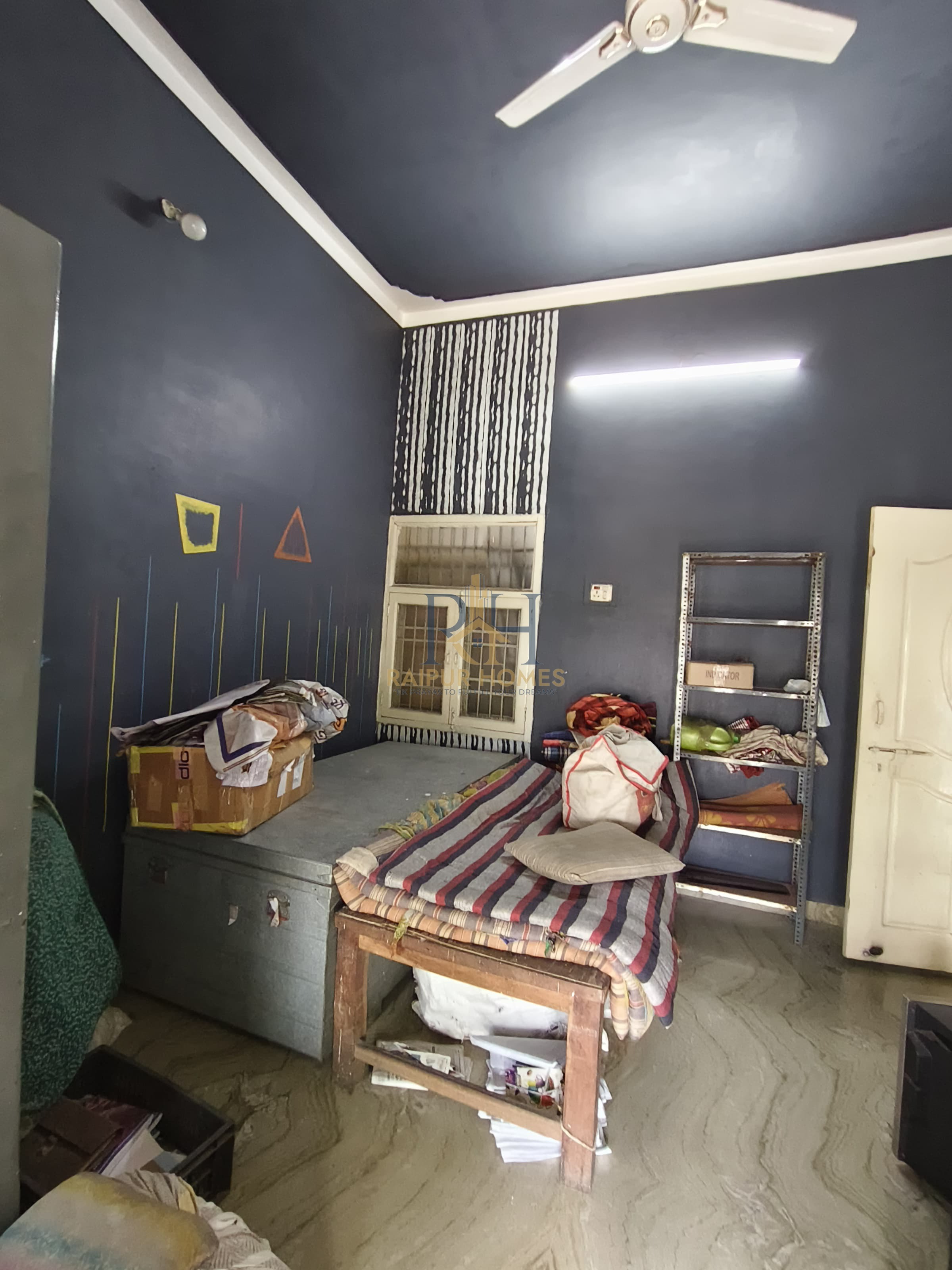 5 BHK RESIDENTIAL HOUSE AVAILABLE IN GUDHIYARI