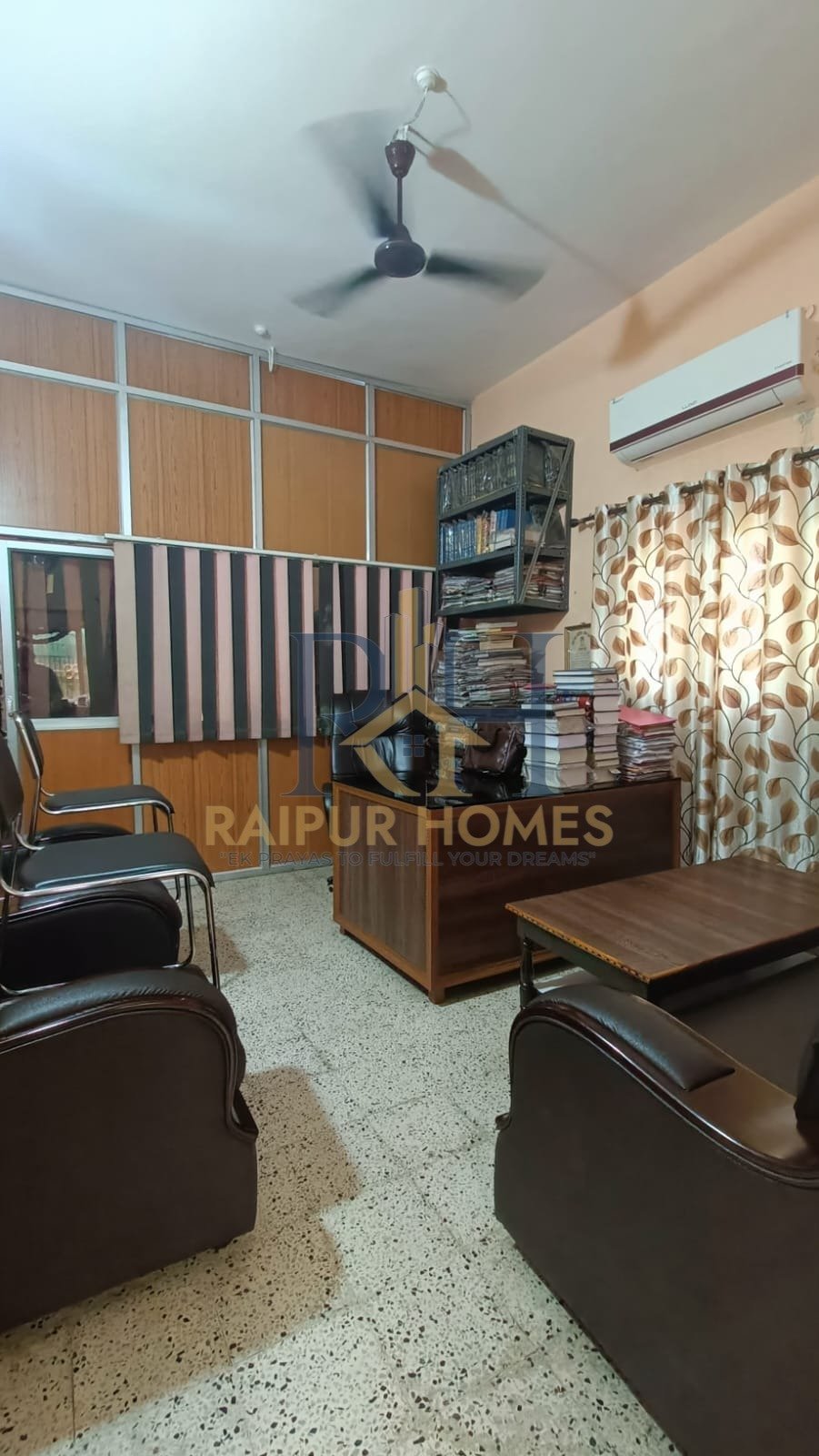 2 BHK RESIDENTIAL HOUSE AVAILABLE IN DDU NAGAR