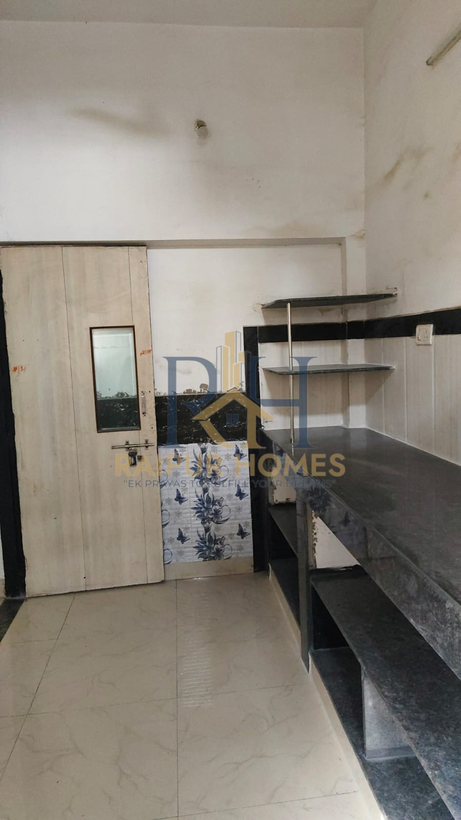 2 BHK RESIDENTIAL HOUSE AVAILABLE IN TELIBANDHA